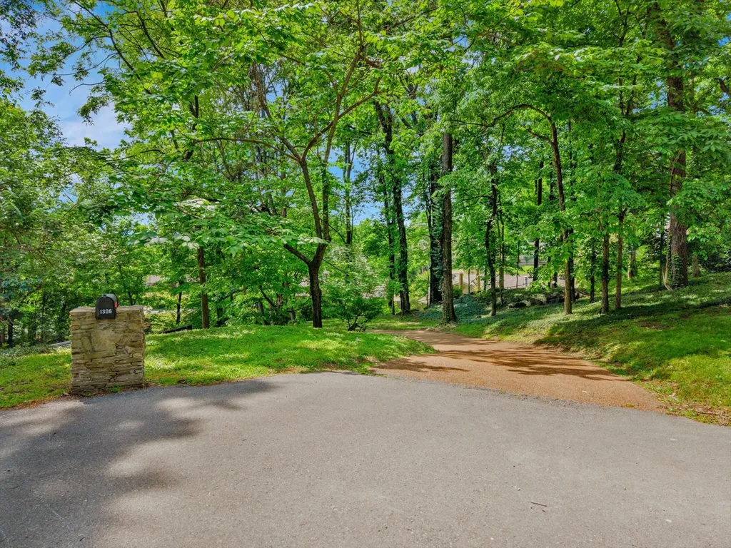 1306 Ewell Lane Brentwood TN 37027