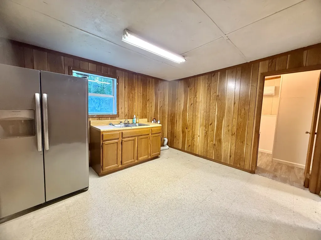 1074 S Main Street Crossville TN 38555
