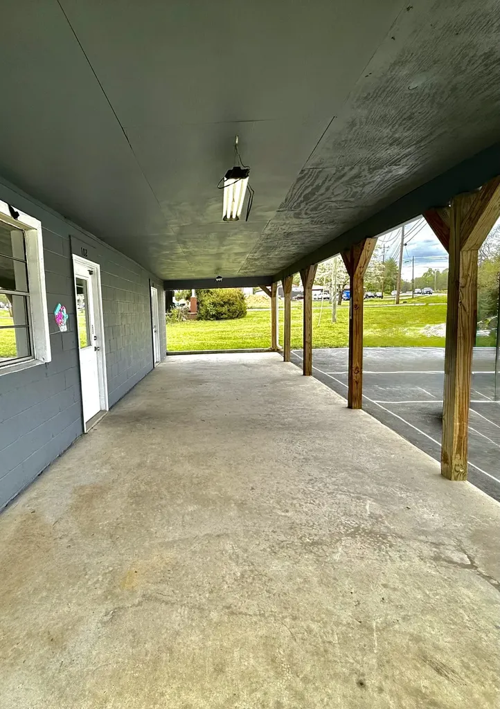 1074 S Main Street Crossville TN 38555