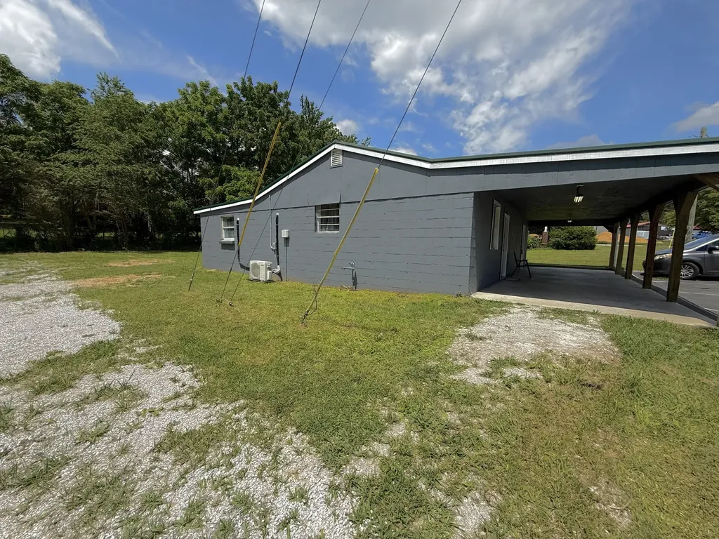 1074 S Main Street Crossville TN 38555