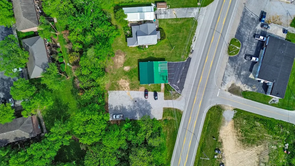 1074 S Main Street Crossville TN 38555