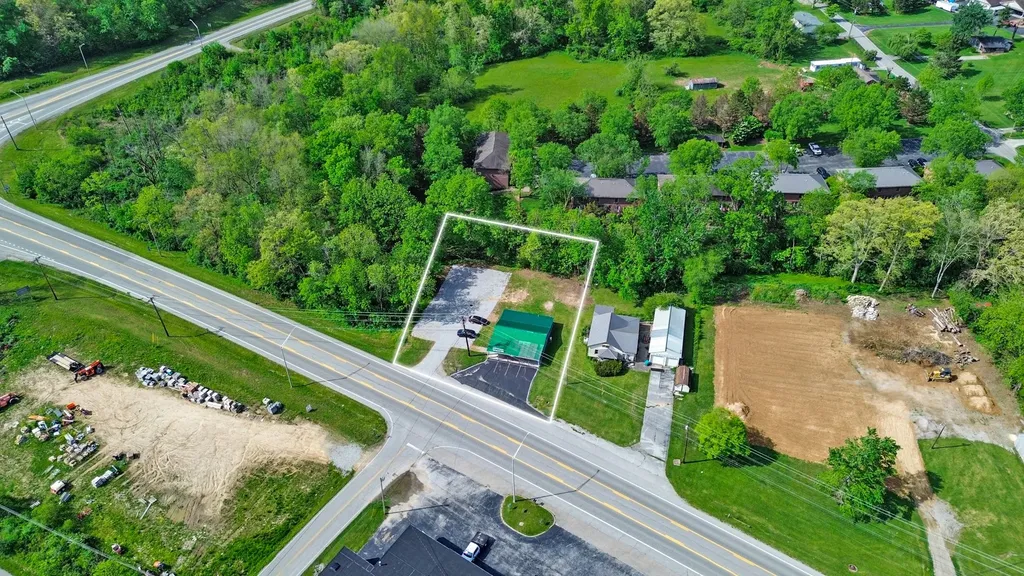 1074 S Main Street Crossville TN 38555