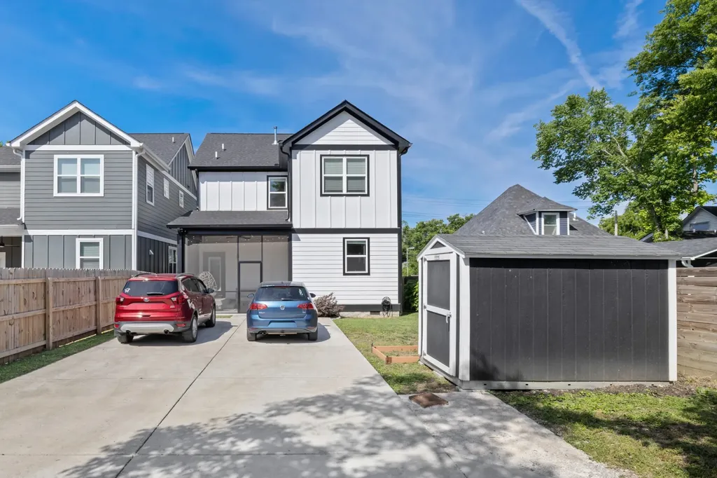 1814 12th Ave, N Nashville TN 37208