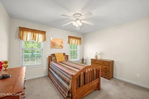 957 Stonecrest Loop Crossville TN 38571