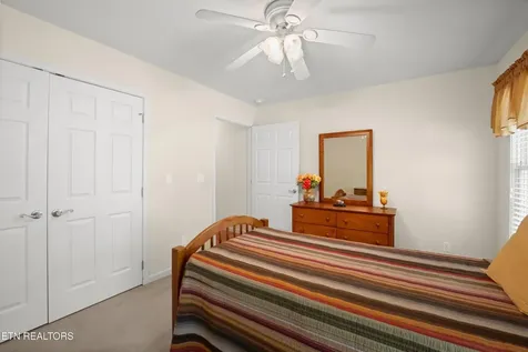 957 Stonecrest Loop Crossville TN 38571