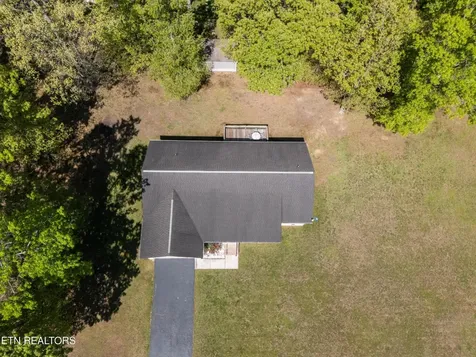 957 Stonecrest Loop Crossville TN 38571