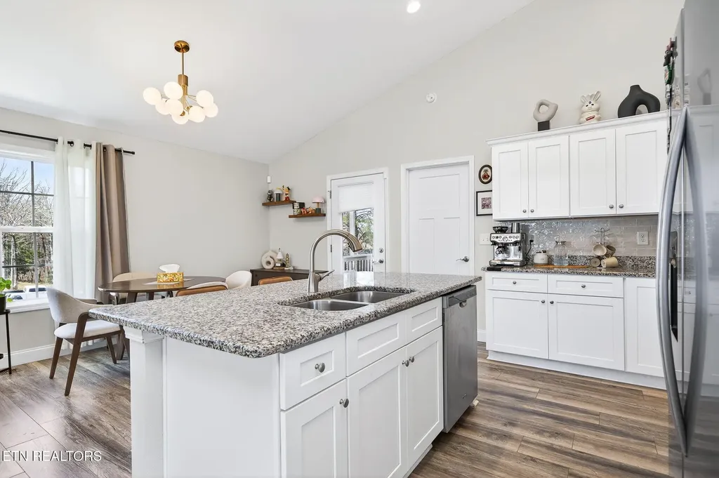 22 Patrick Drive Crossville TN 38555
