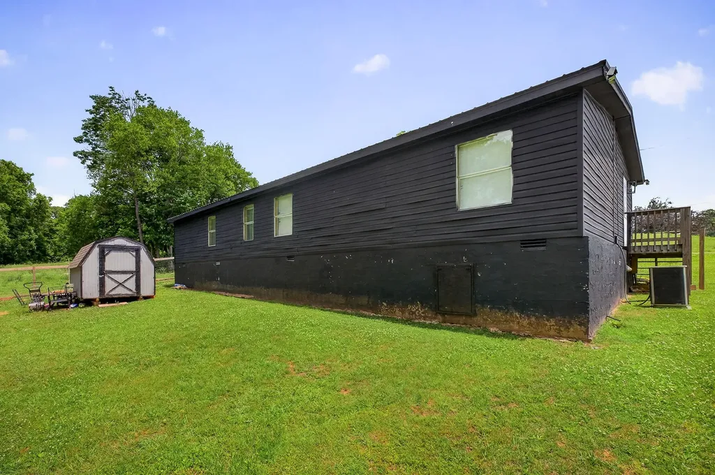 436 Love Street Sparta TN 38583