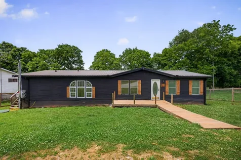 436 Love Street Sparta TN 38583