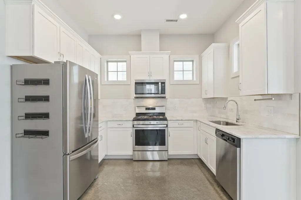 1020 Treaty Oaks Drive Nashville TN 37209