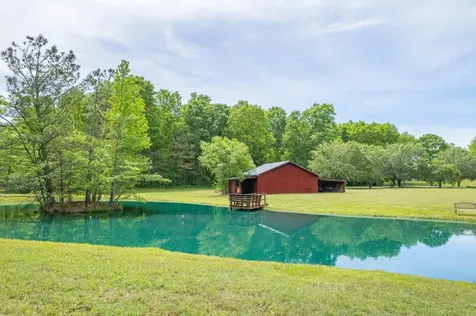 5904 New Highway 7 Santa Fe TN 38482