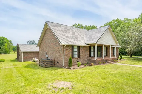 5904 New Highway 7 Santa Fe TN 38482
