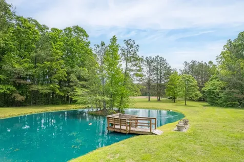 5904 New Highway 7 Santa Fe TN 38482