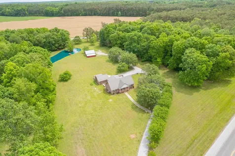 5904 New Highway 7 Santa Fe TN 38482