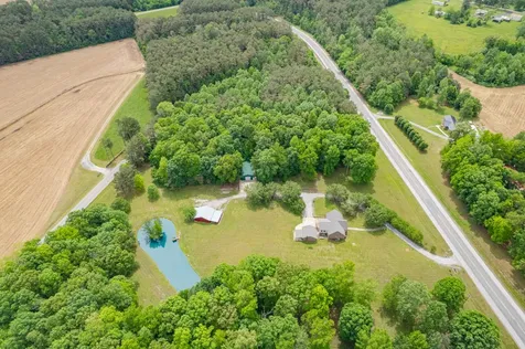5904 New Highway 7 Santa Fe TN 38482