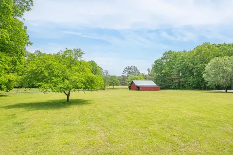 5904 New Highway 7 Santa Fe TN 38482