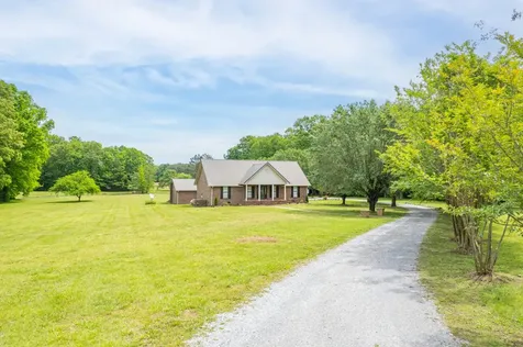 5904 New Highway 7 Santa Fe TN 38482