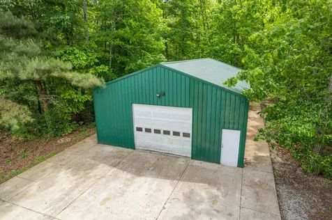 5904 New Highway 7 Santa Fe TN 38482