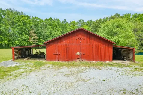 5904 New Highway 7 Santa Fe TN 38482
