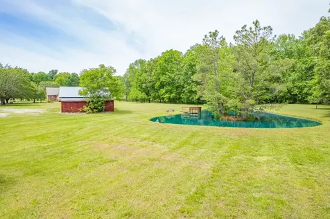 5904 New Highway 7 Santa Fe TN 38482