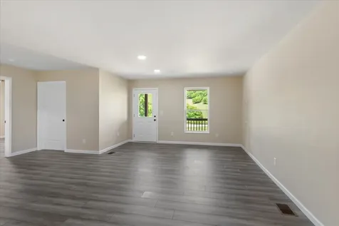 402 Cortner Hollow Road Petersburg TN 37144