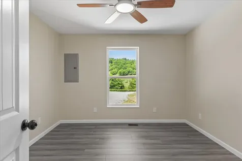 402 Cortner Hollow Road Petersburg TN 37144