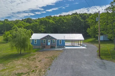 402 Cortner Hollow Road Petersburg TN 37144