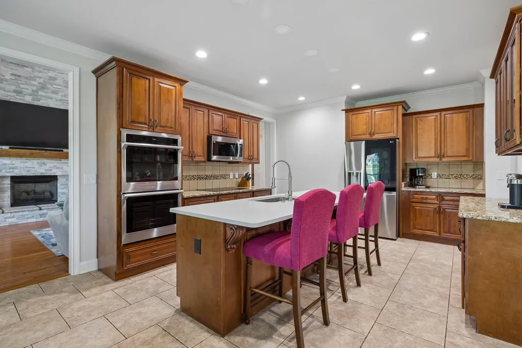 2440 Settlers Trace Clarksville TN 37043