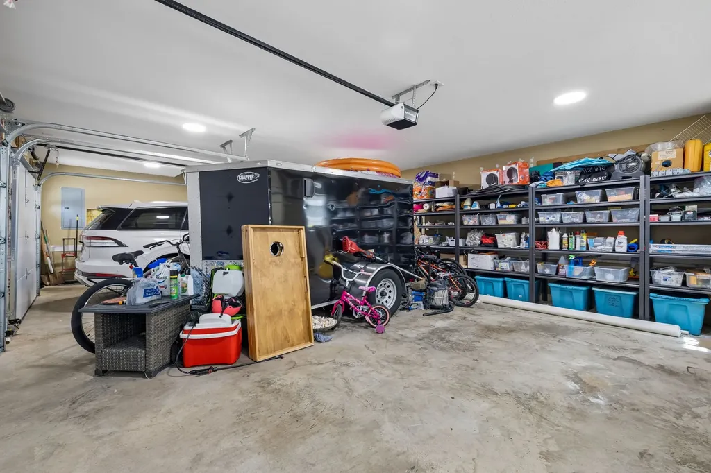2440 Settlers Trace Clarksville TN 37043