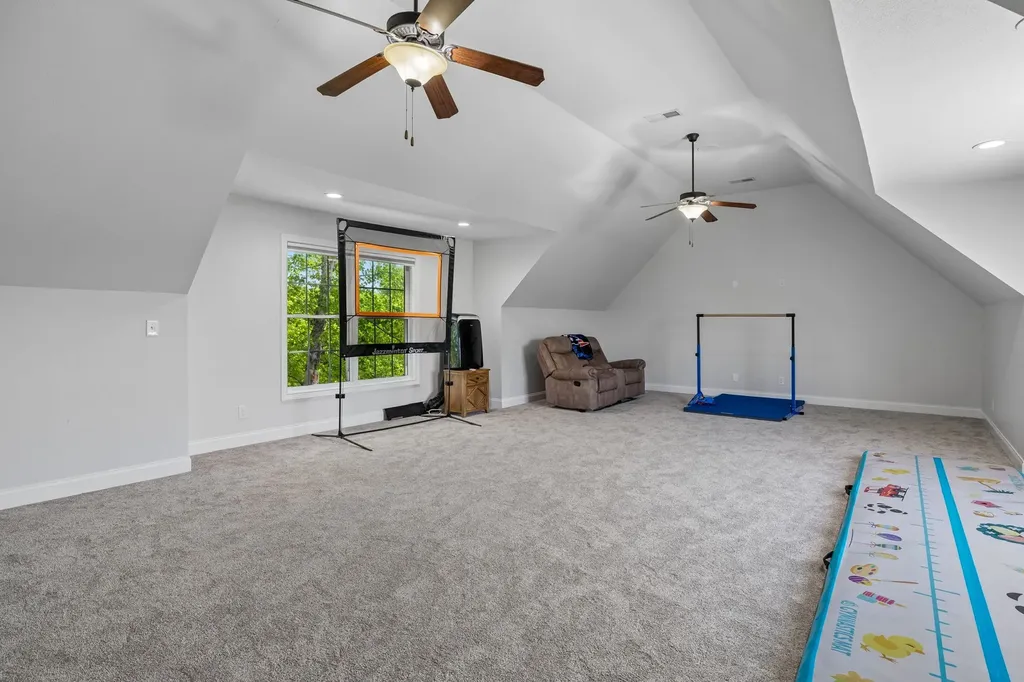 2440 Settlers Trace Clarksville TN 37043