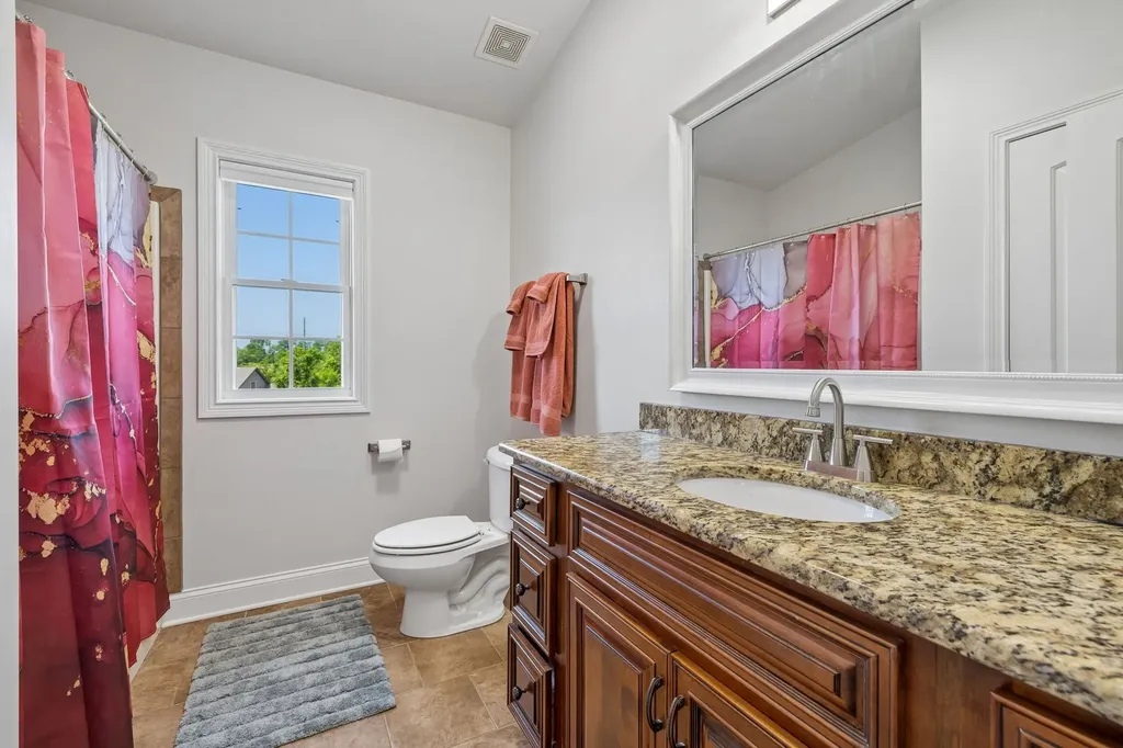 2440 Settlers Trace Clarksville TN 37043