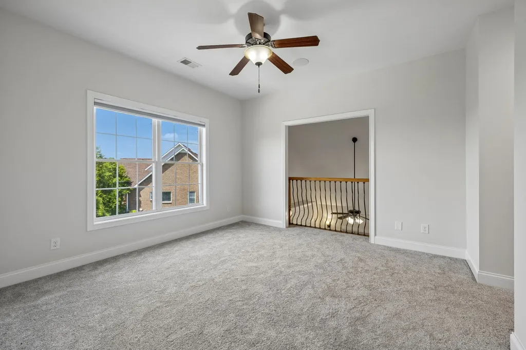 2440 Settlers Trace Clarksville TN 37043