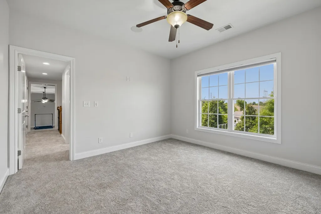 2440 Settlers Trace Clarksville TN 37043