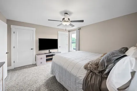 317 Alonzo Place Cunningham TN 37052