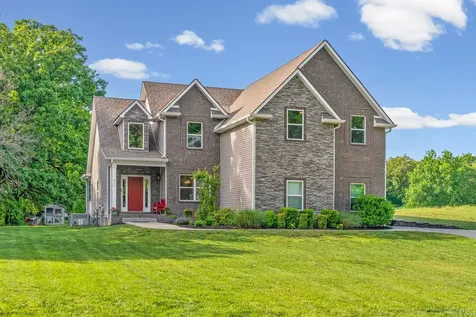 317 Alonzo Place Cunningham TN 37052