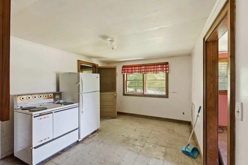 3962 Highway 70, W Dickson TN 37055