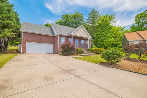 61 Brookfield Circle Winchester TN 37398
