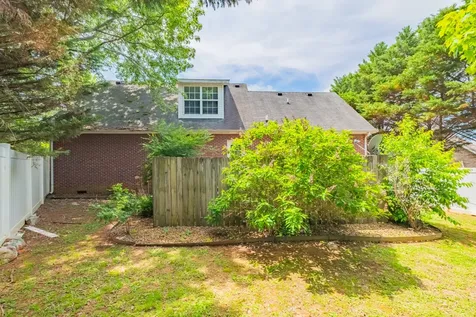 61 Brookfield Circle Winchester TN 37398