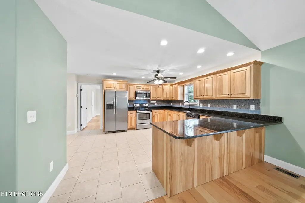 455 Carriage Drive Crossville TN 38555