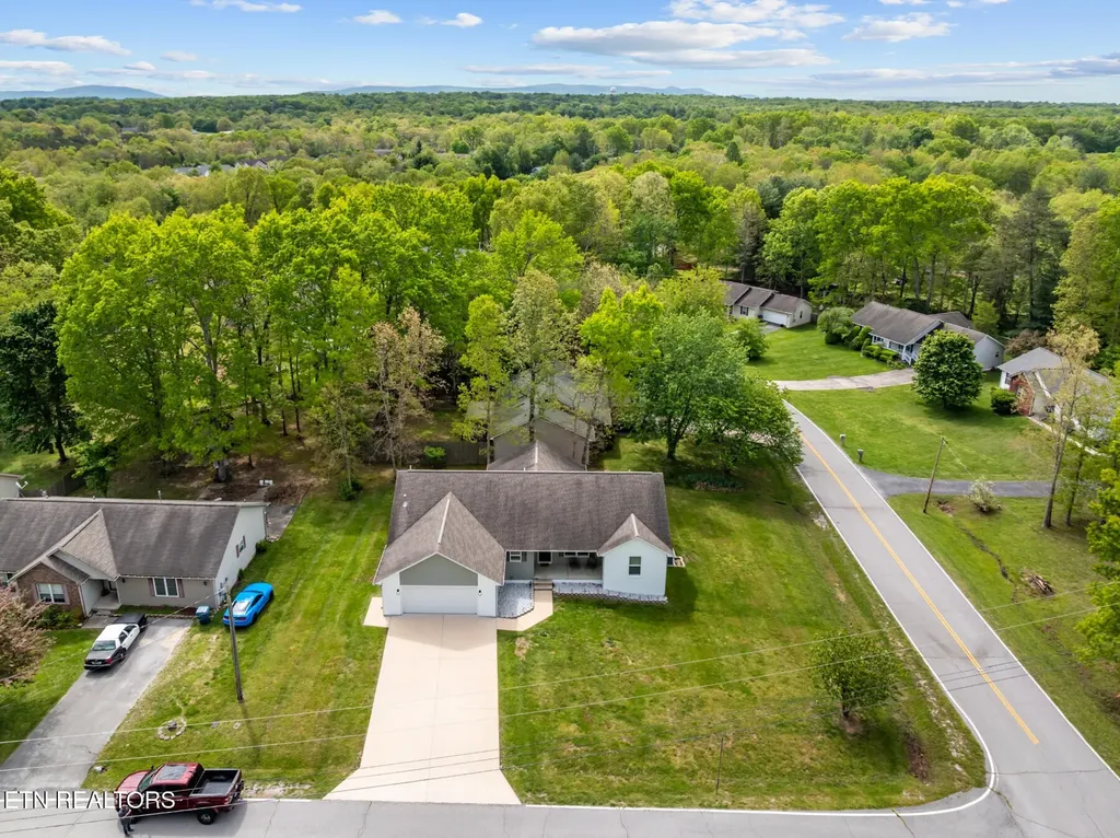 455 Carriage Drive Crossville TN 38555