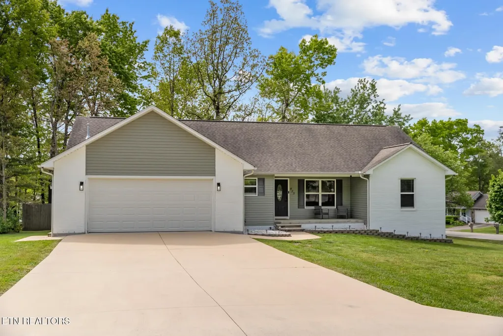 455 Carriage Drive Crossville TN 38555