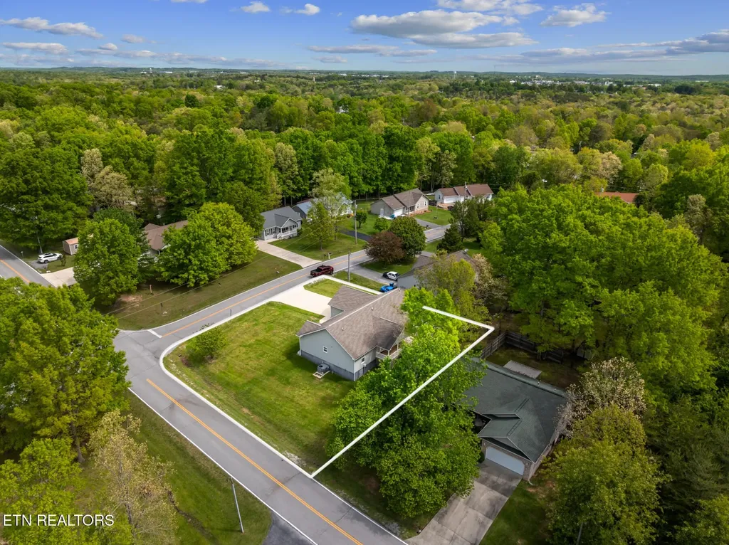 455 Carriage Drive Crossville TN 38555