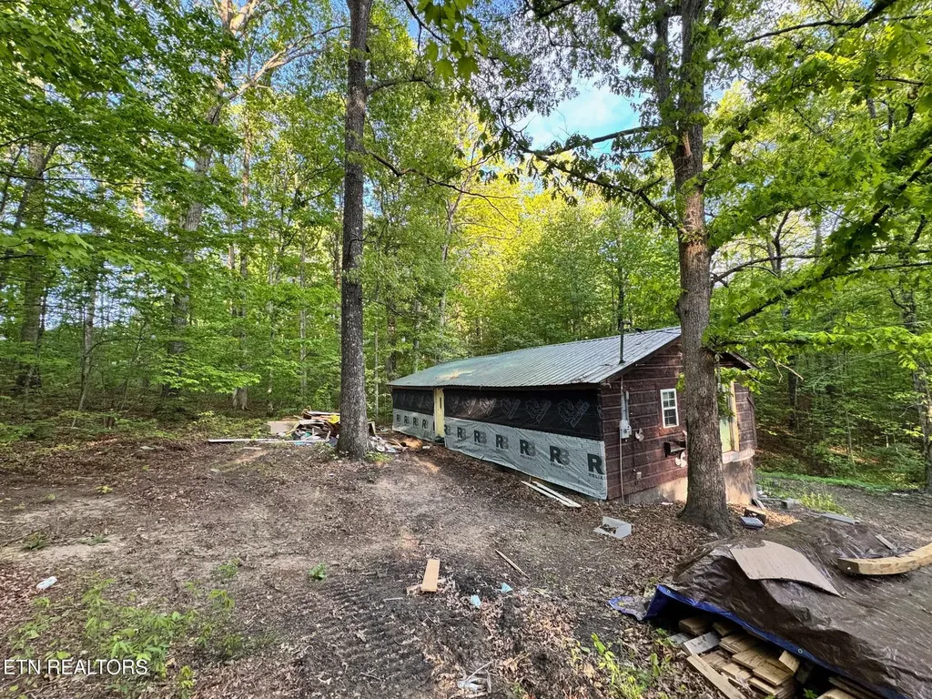 765 Sleepy Hollow Road Jamestown TN 38556