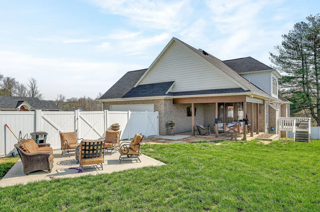 2109 Boxwood Circle Cookeville TN 38506