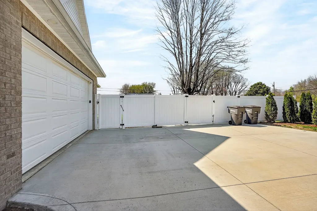2109 Boxwood Circle Cookeville TN 38506