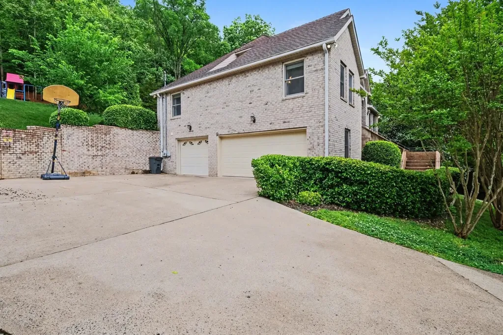 406 Hicks Road Nashville TN 37221