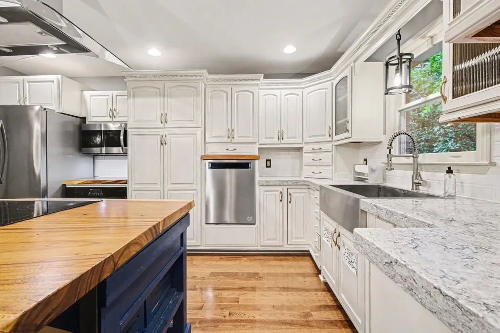 406 Hicks Road Nashville TN 37221