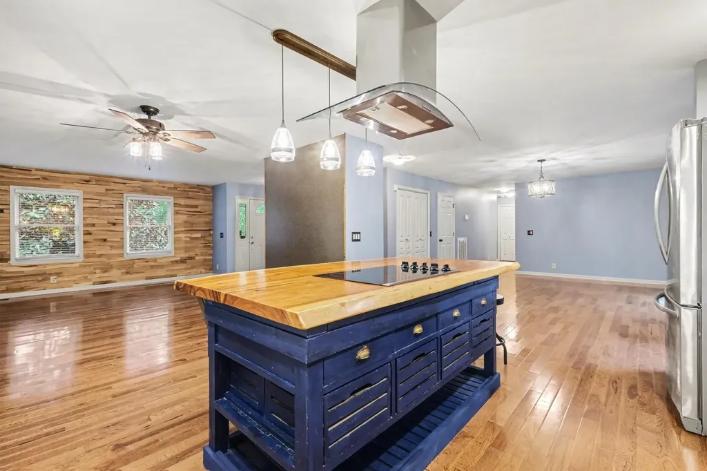 406 Hicks Road Nashville TN 37221