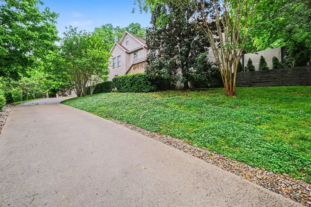 406 Hicks Road Nashville TN 37221