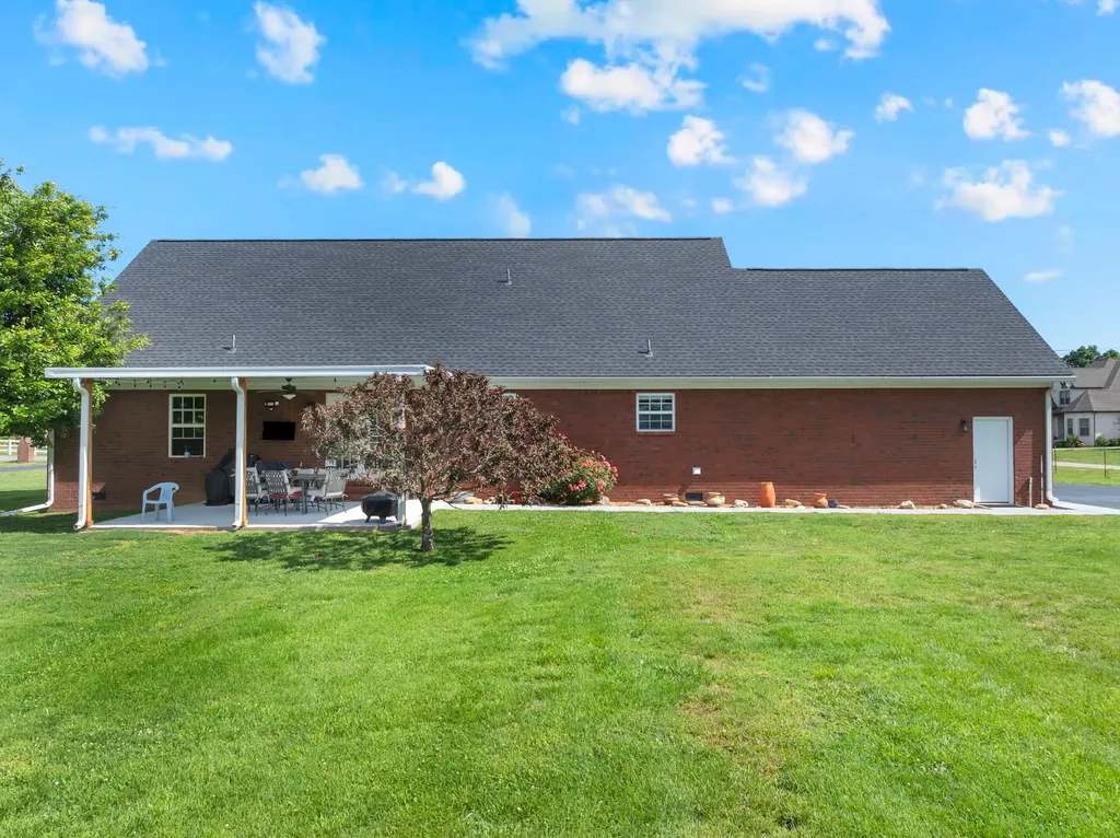 560 Crosswood Court Murfreesboro TN 37127